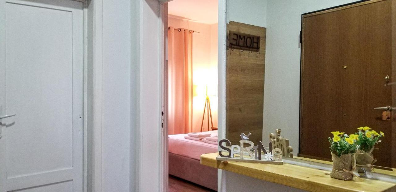 Spacious And Cozy Apartment - Ajia Apartment Τίρανα Εξωτερικό φωτογραφία