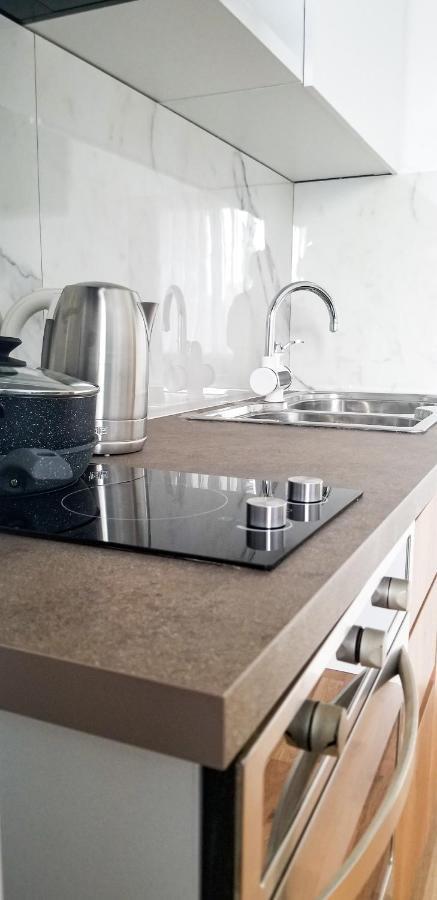 Spacious And Cozy Apartment - Ajia Apartment Τίρανα Εξωτερικό φωτογραφία